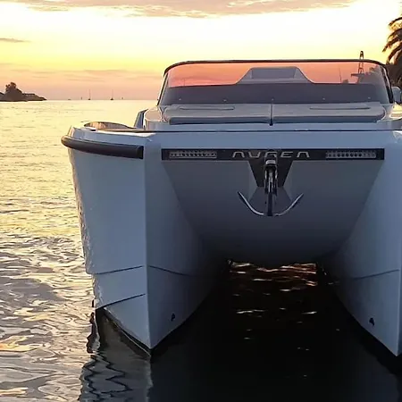 Diva Catamarano